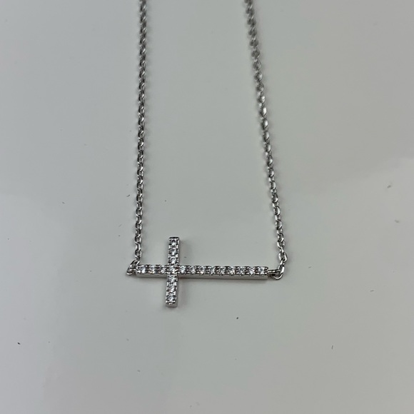 Cross Necklace - Picture 8 of 9